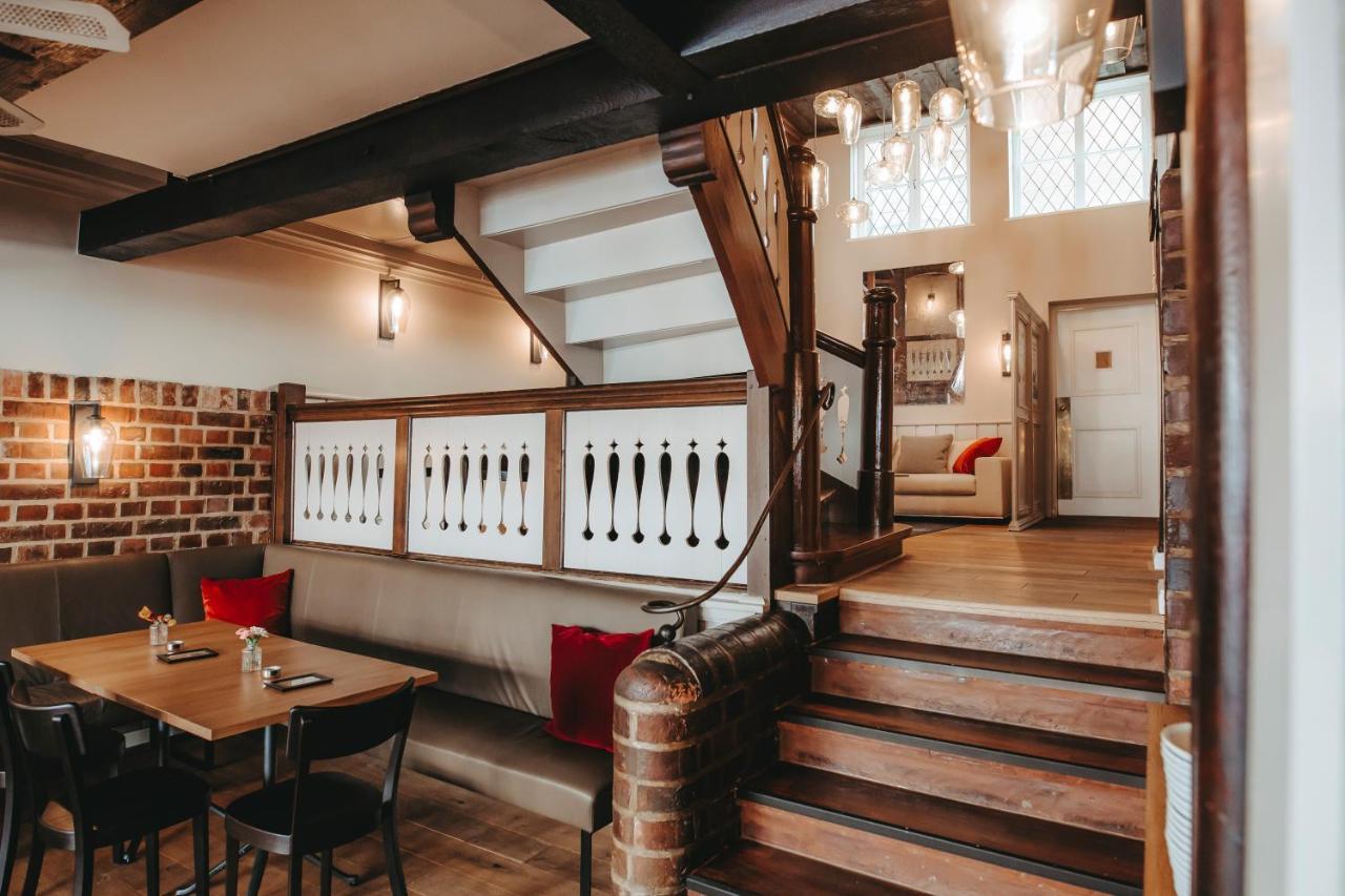 Hotel zum Heidkrug&Café Lil Lüneburg Esterno foto